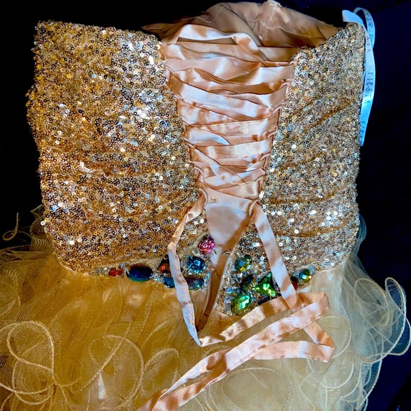 Formal above knee Party dress - Picture 4 of 7